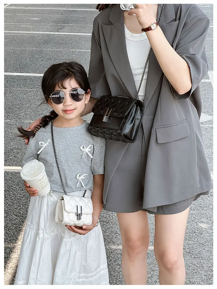 Silver Rhombic Crossbody Bag for Women 2024 — feature 23