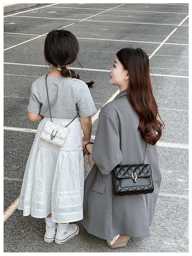 Silver Rhombic Crossbody Bag for Women 2024 — feature 27