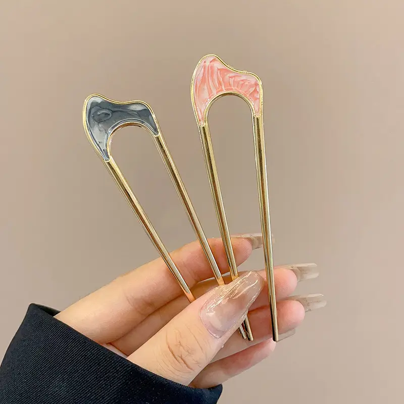 U-shaped Hair Pin for Elegant Hair Buns - Image 10
