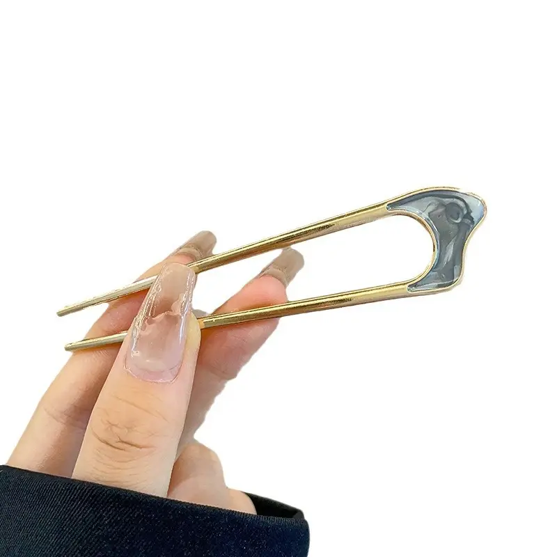 U-shaped Hair Pin for Elegant Hair Buns - Image 11