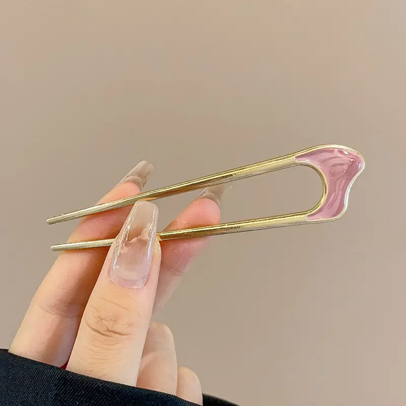 U-shaped Hair Pin for Elegant Hair Buns - Image 2
