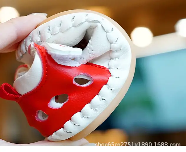 White Red Bow Baby Sandals 0-1 Year Old — feature 2