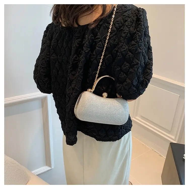 Women's Gold Chain Shoulder Crossbody Bag 2024 - Image 6