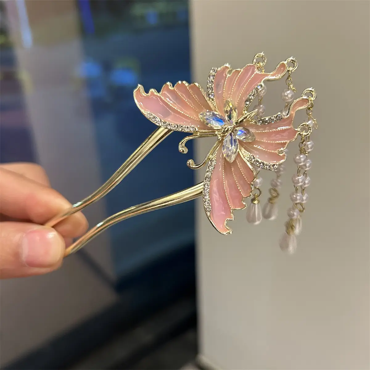 Antique Butterfly Hairpin for Women — feature 11