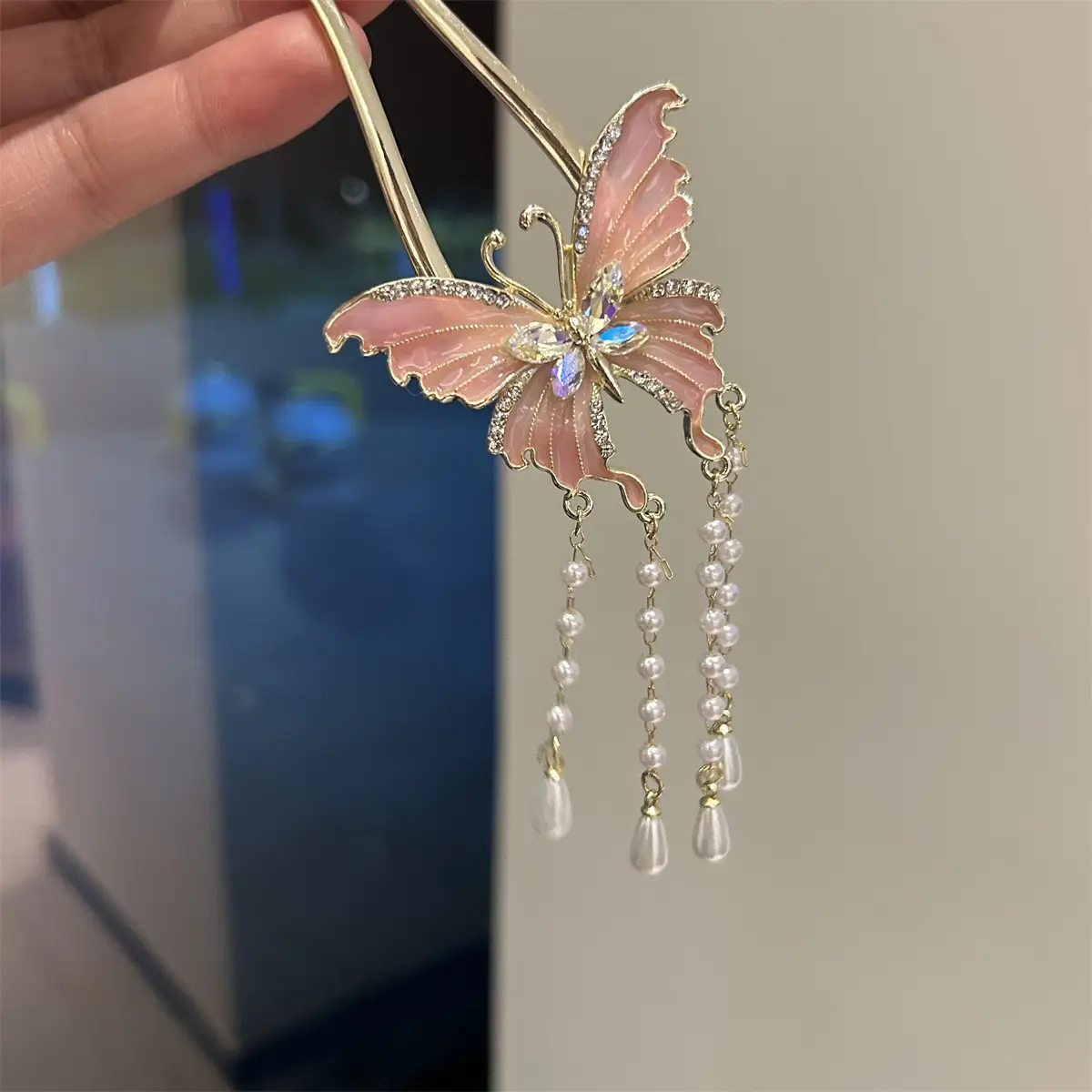 Antique Butterfly Hairpin for Women — feature 12