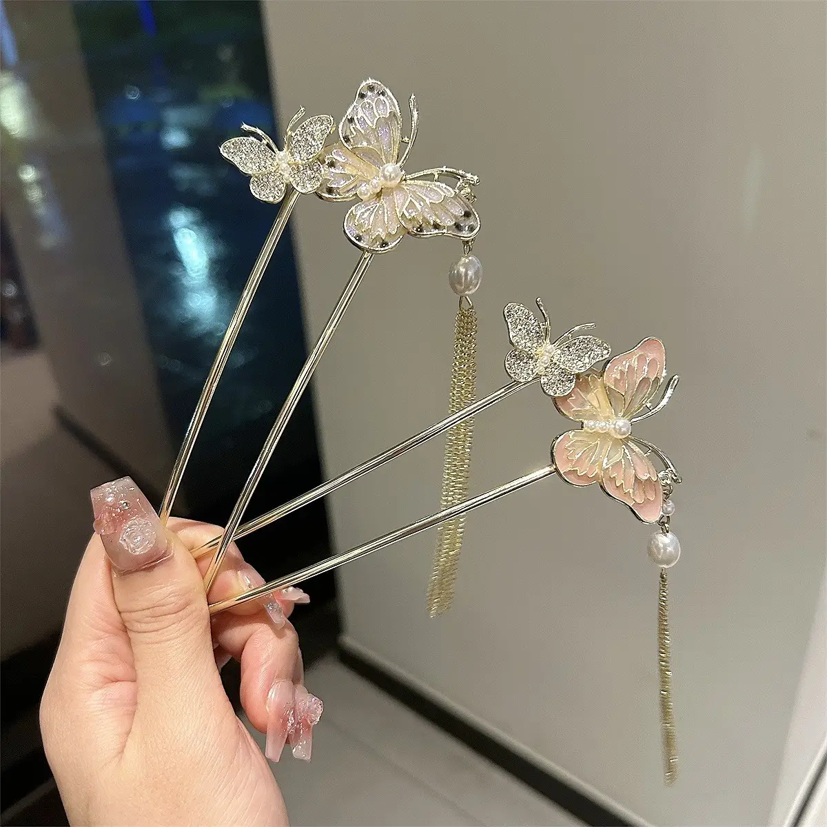 Antique Butterfly Hairpin for Women — feature 24