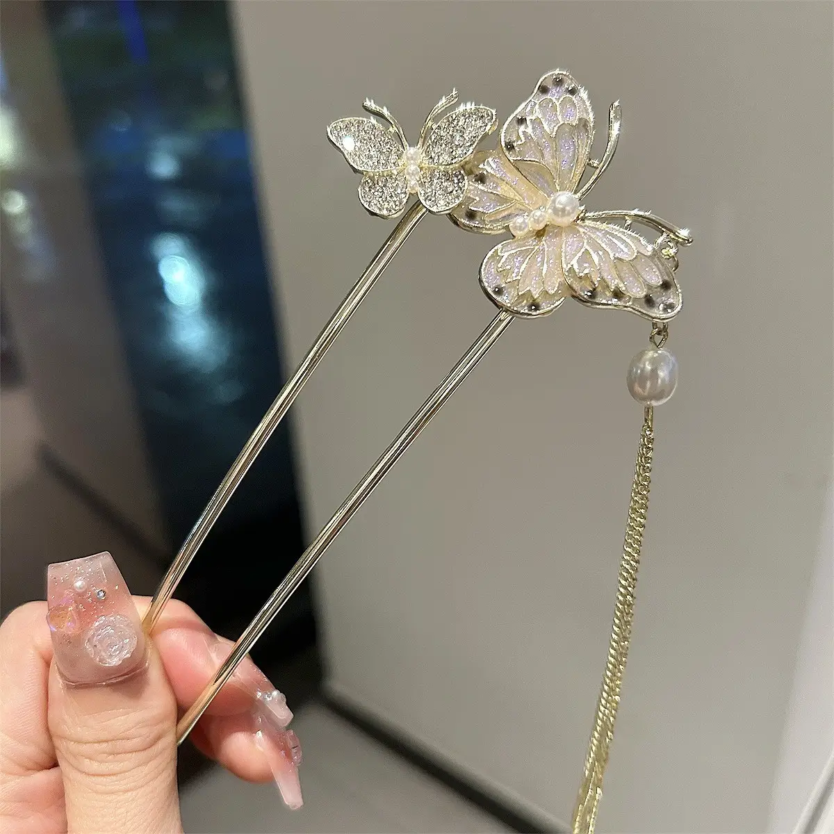 Antique Butterfly Hairpin for Women — feature 26