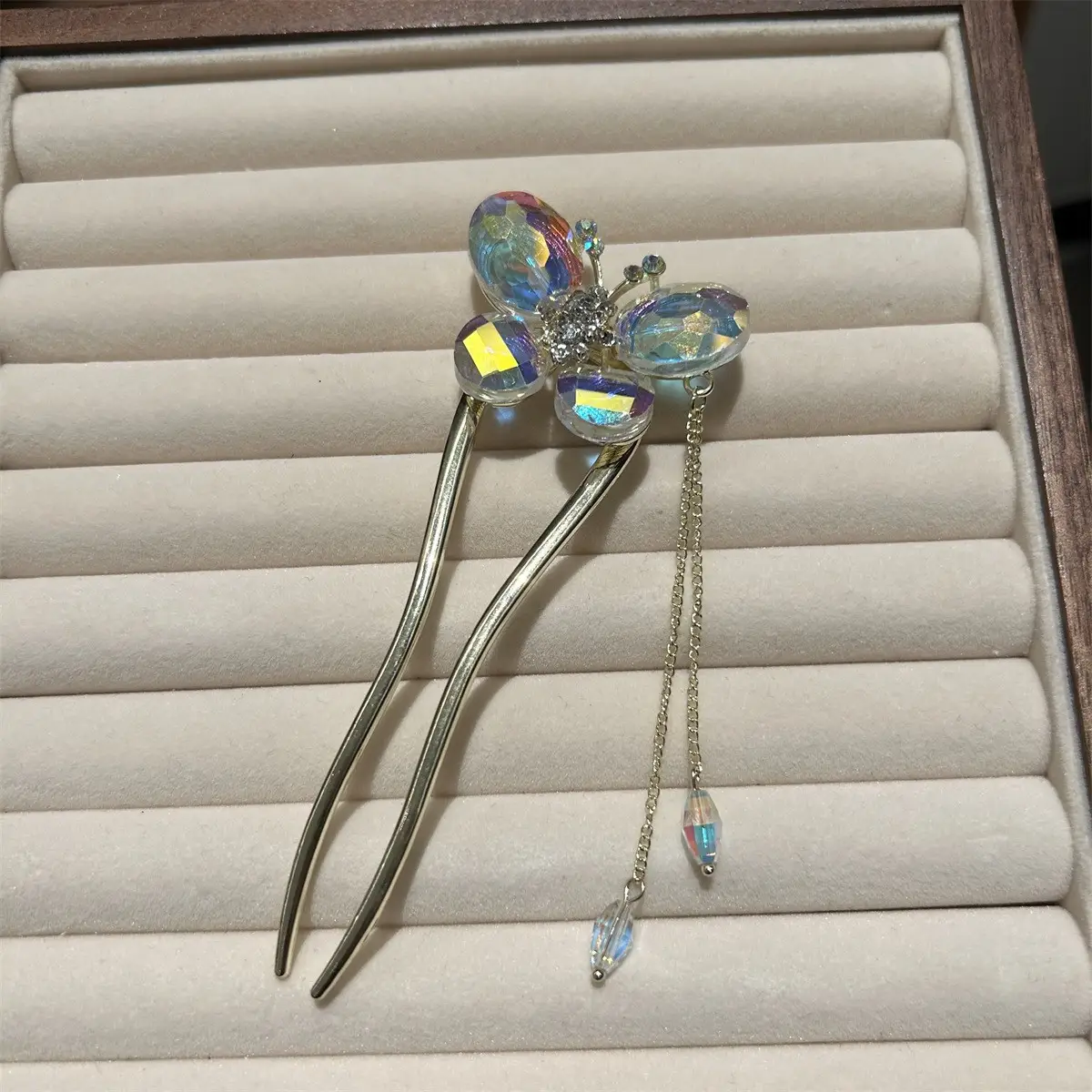 Antique Butterfly Hairpin for Women — feature 27