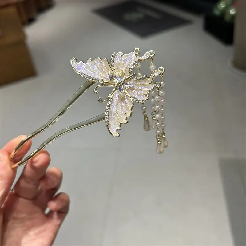 Antique Butterfly Hairpin for Women — feature 6