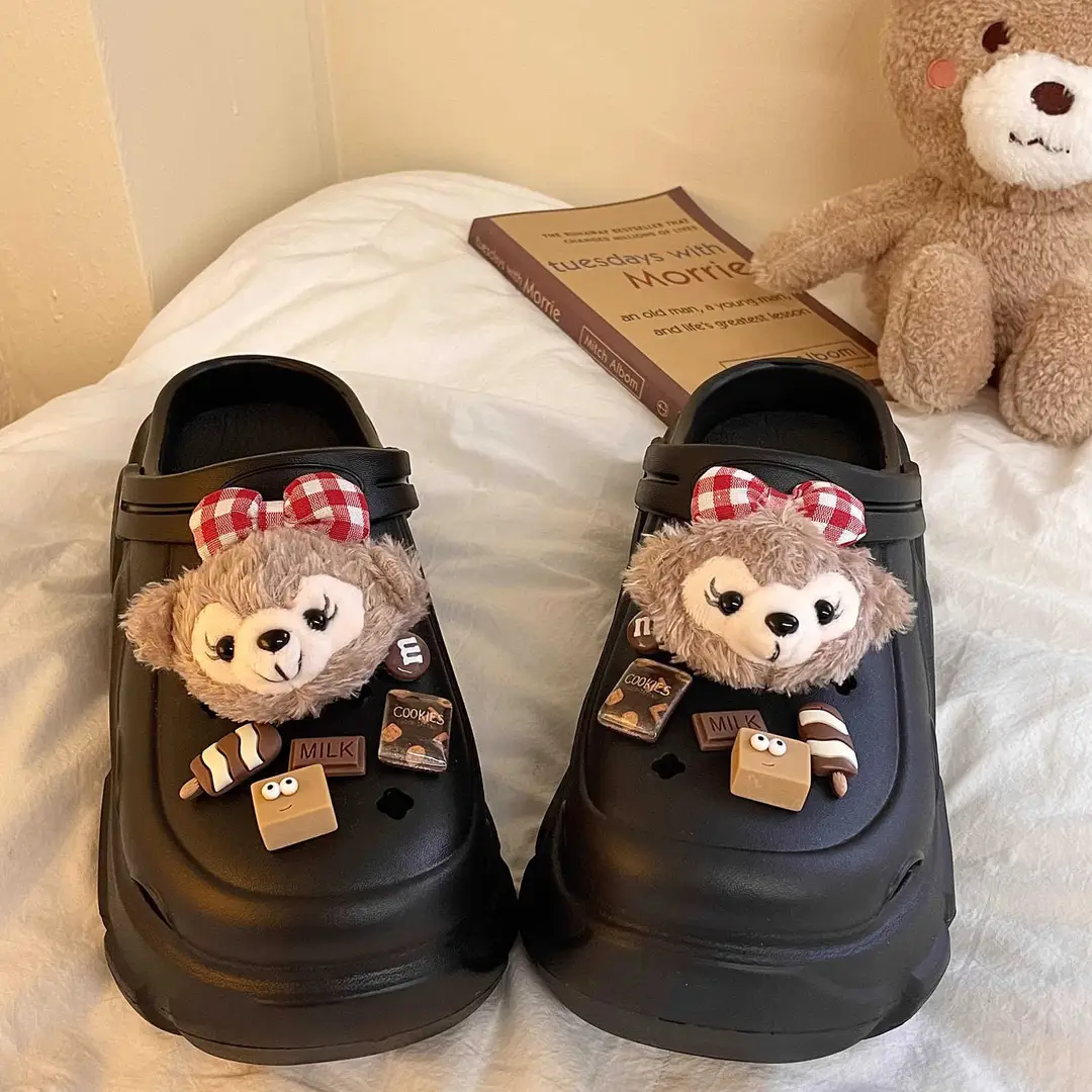 Internet Celebrity Popular DIY Plush Cartoon Clogs for Women to Wear in Summer, High Heels, Thick Soles, Fashionable Sandals with a Poop-Feeling Feel