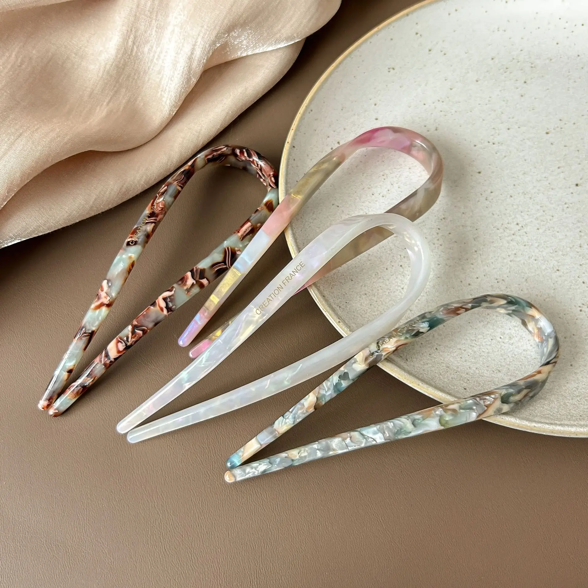 Women's Acetate U-Shaped Hairpin with Glitter Finish - Image 11