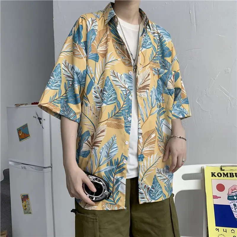 Men's Korean Style Printed Short Sleeve Shirt - Image 11