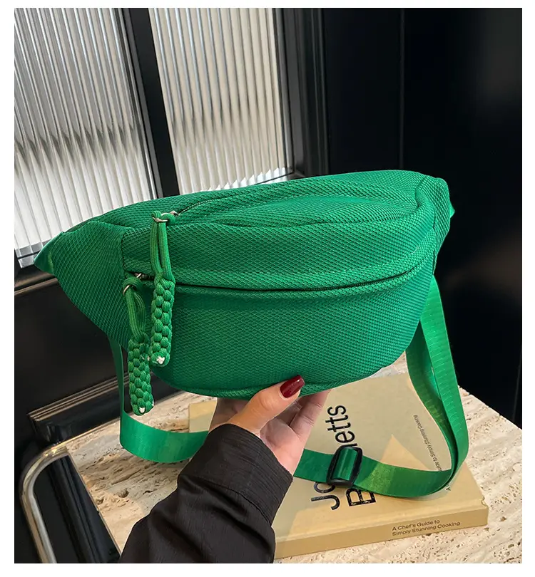 Green Crossbody Bag Women's Western Style Shoulder Strap — feature 2