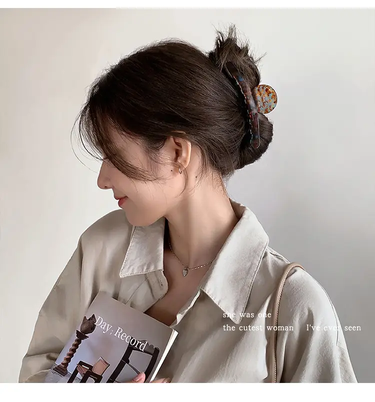Elegant Hair Clip Women's Back of Head Ins Shark Clip 2024 New Style Clip for Headwear — feature 2