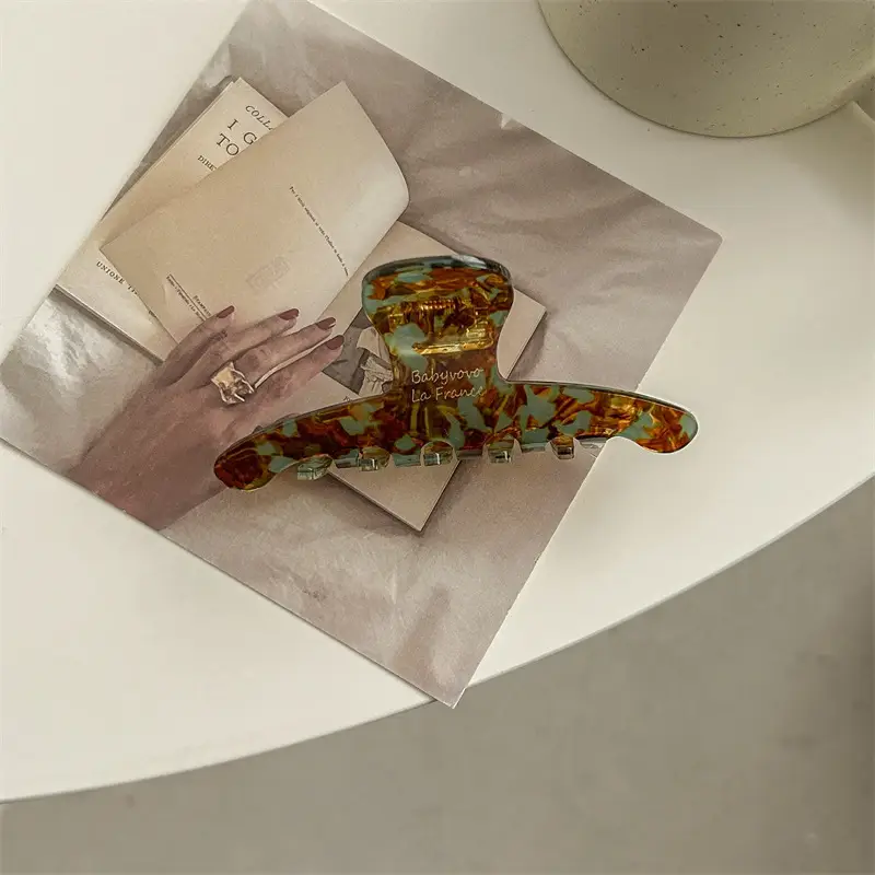 Elegant Hair Clip Women's Back of Head Ins Shark Clip 2024 New Style Clip for Headwear - Image 3