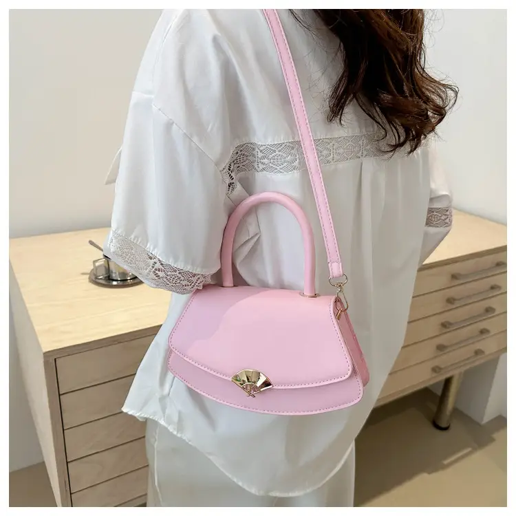 Black Square Shoulder Crossbody Bag with Gold Clasp — feature 14