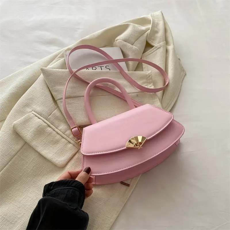 Black Square Shoulder Crossbody Bag with Gold Clasp - Image 3