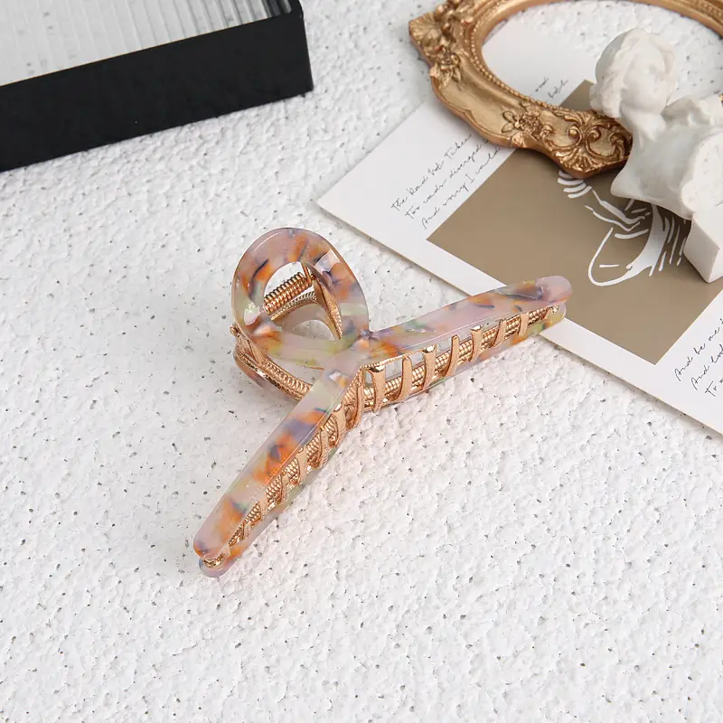 Women's Spring & Summer Hairpin with Shark Clip - Image 7