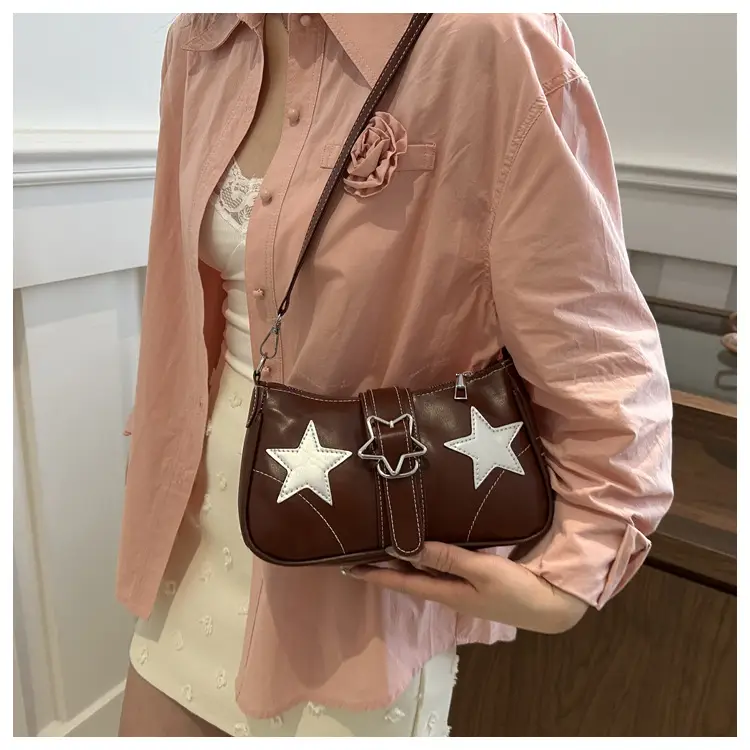 Sweet Star Heart Insolated Women's Shoulder Bag Black — feature 12