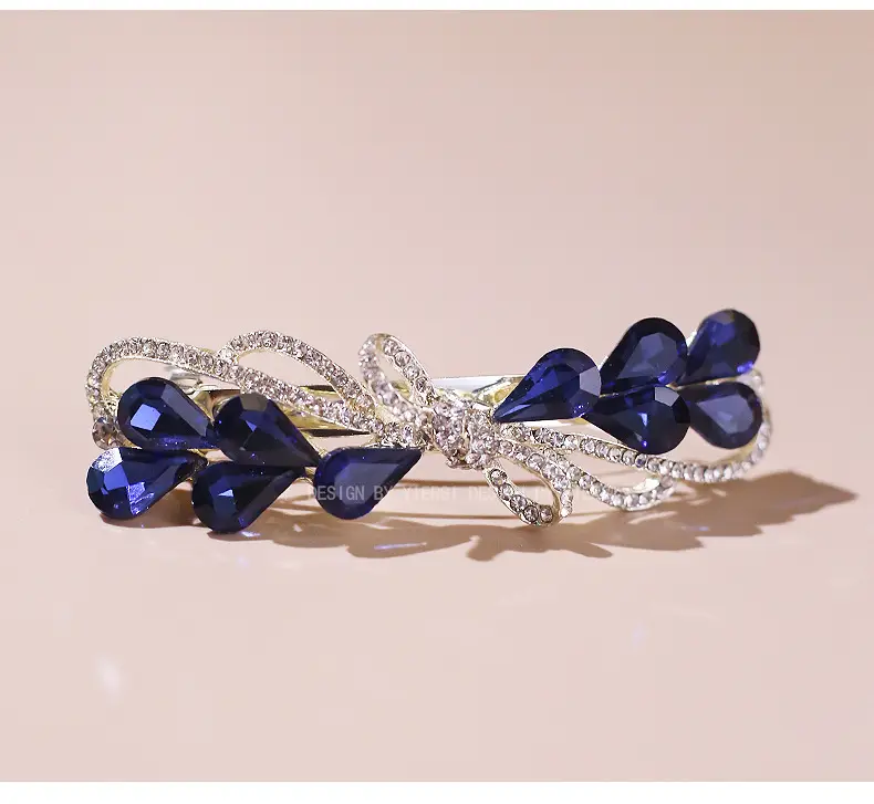 Blue Crystal Heart Clip Hairpin with Diamond Accents — feature 9