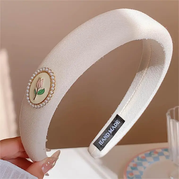 Elegant High-Crystal Headband for Women - Image 4