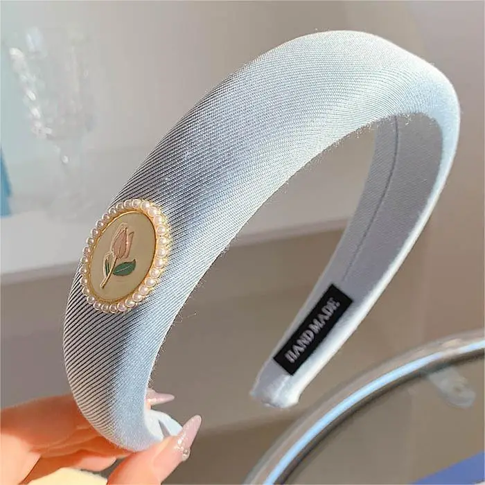 Elegant High-Crystal Headband for Women - Image 6