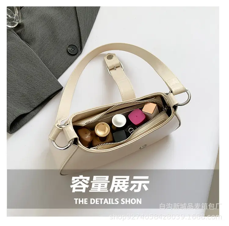 White Patent Leather Shoulder Bag for Women 2026 — feature 7