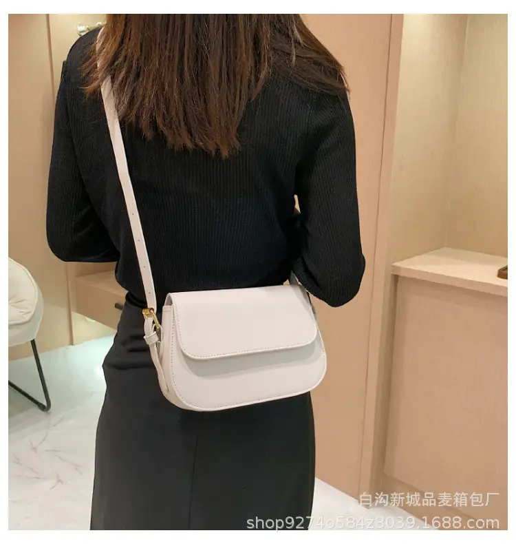 Retro Simple Underarm Bag for Women Brown 2026 — feature 14