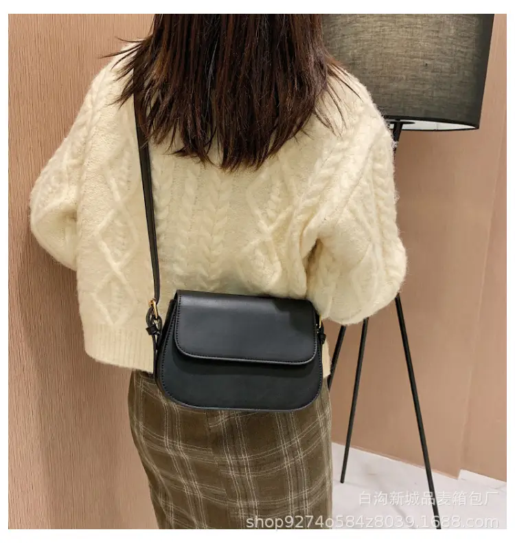 Retro Simple Underarm Bag for Women Brown 2026 — feature 18