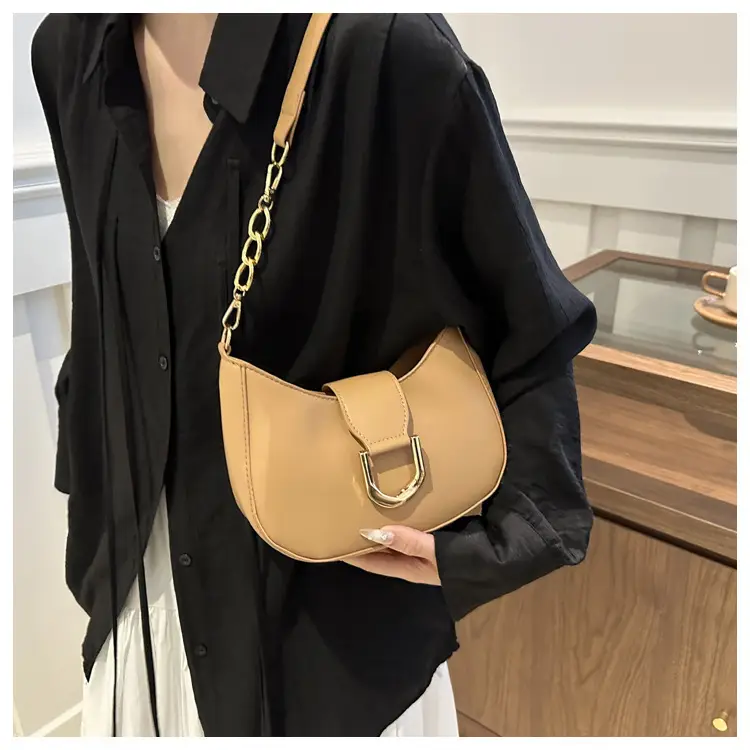 White Square Underarm Bag for Women 2025 — feature 11