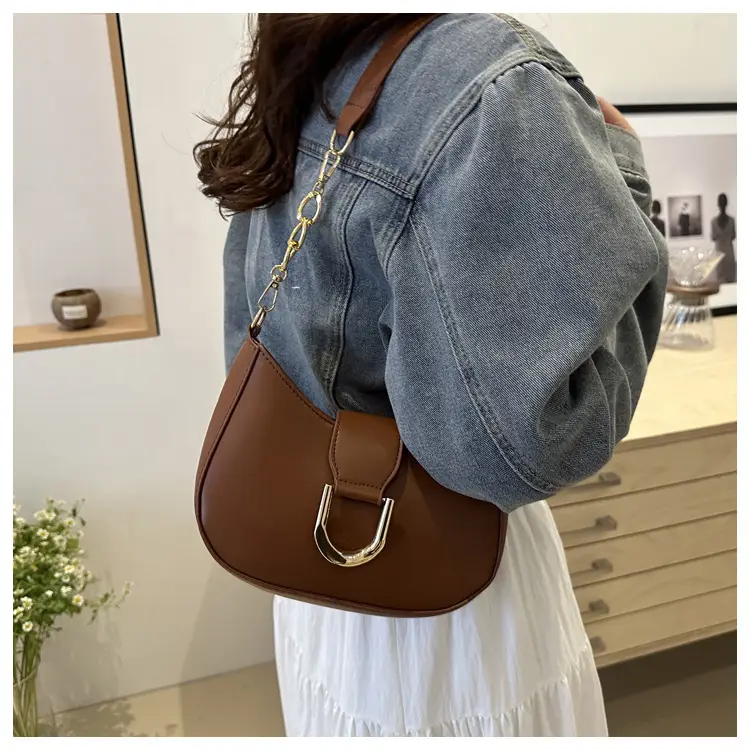 White Square Underarm Bag for Women 2025 — feature 14