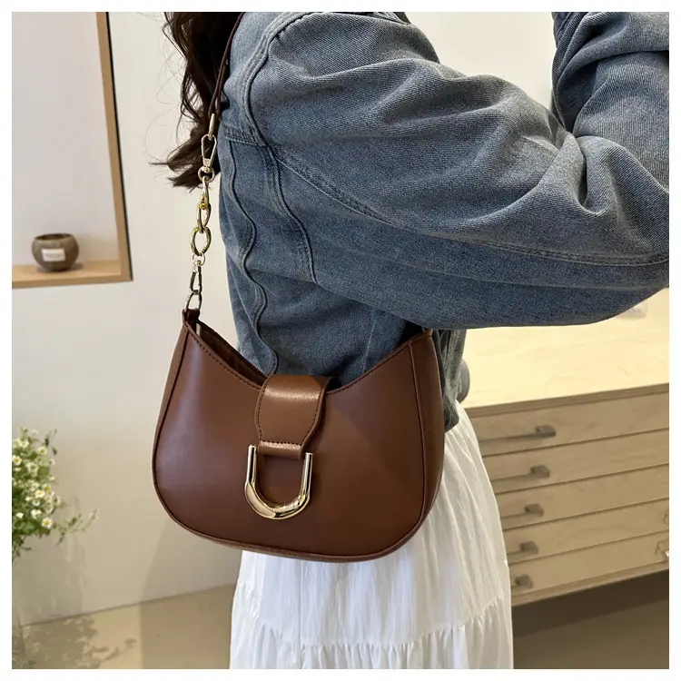 White Square Underarm Bag for Women 2025 — feature 15