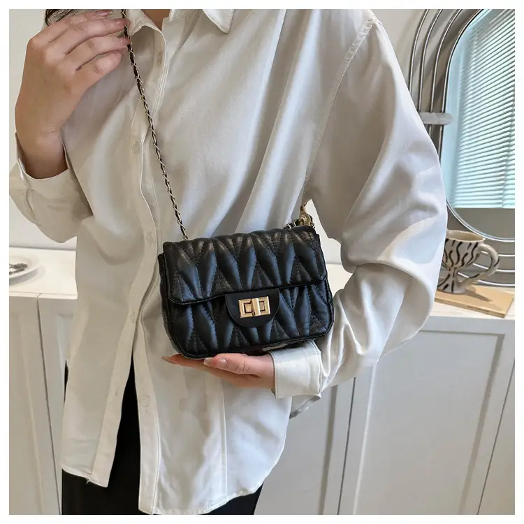 Quilted Chain Crossbody Bag for Women Yellow 2025 — feature 10