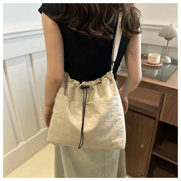 Women's Black Nylon Crossbody Tote Bag Large Capacity — feature 12