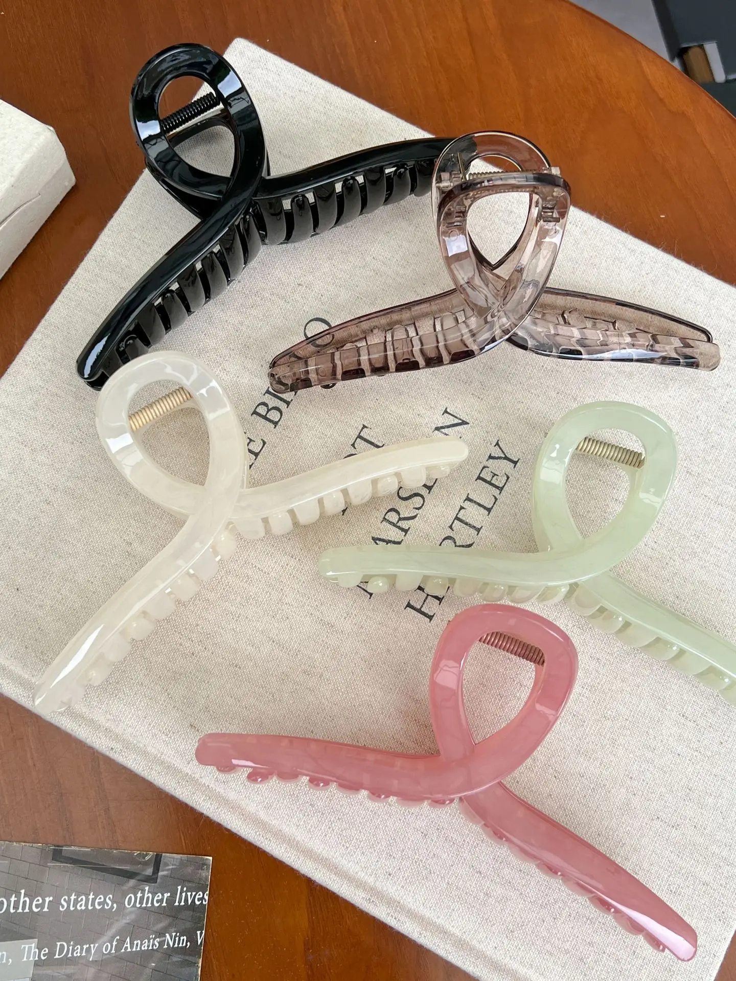 14CM PC Hair Clips for Women — feature 19