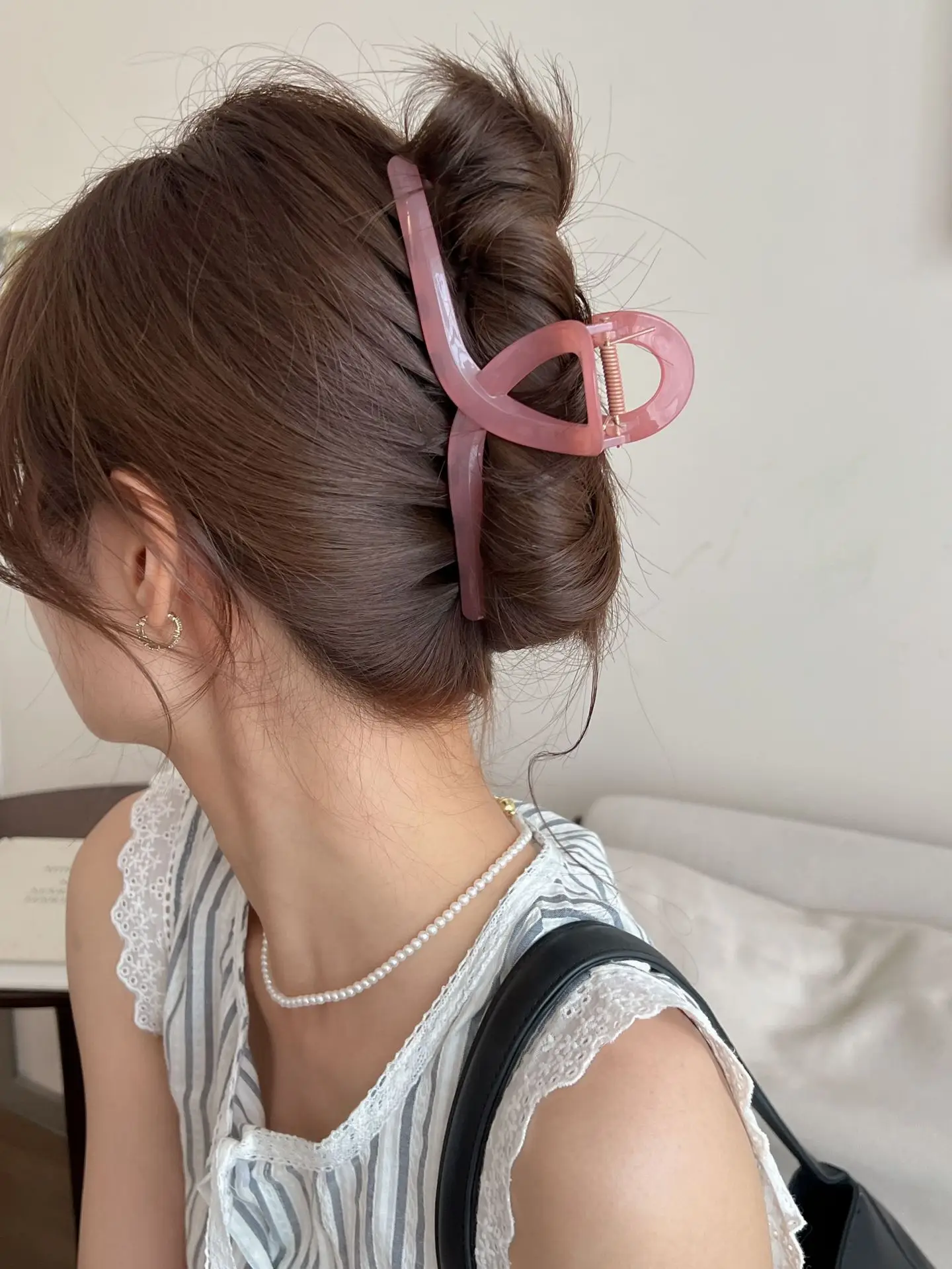 14CM PC Hair Clips for Women — feature 4