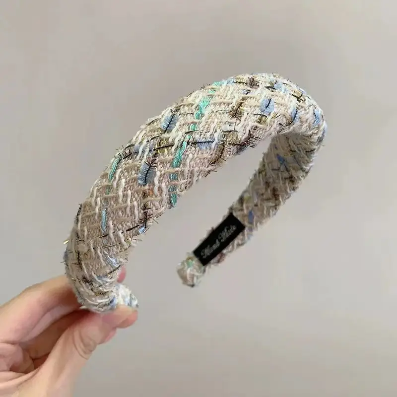 Mixed Color Wool Hair Hoop Niche Design — feature 6
