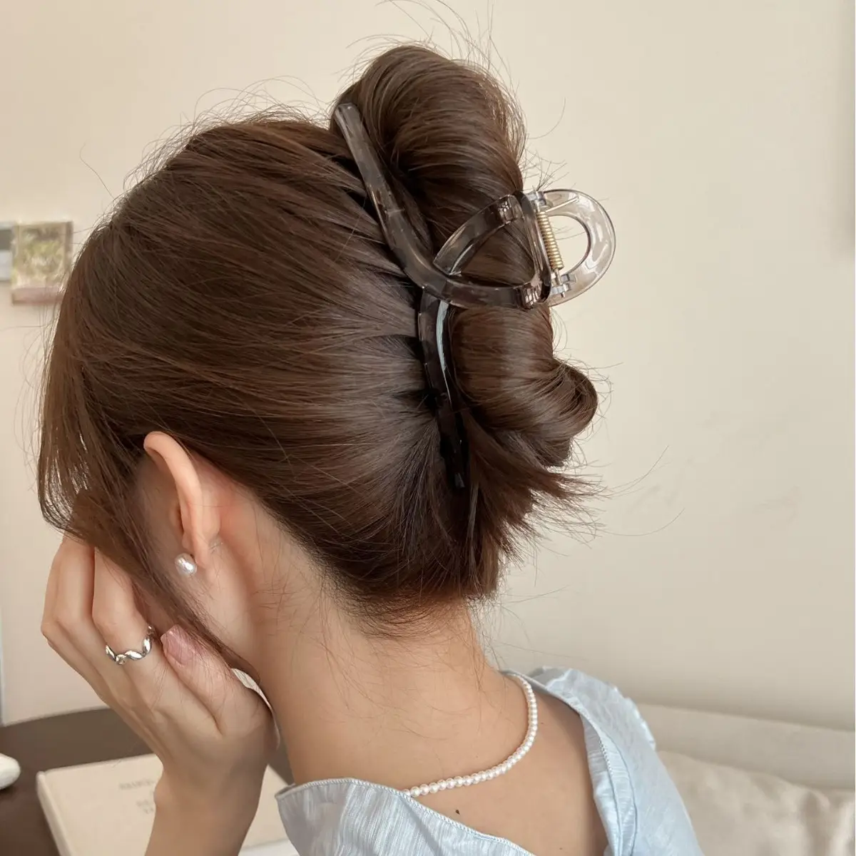 South Korea Vintage Morandi Jelly Hair Clip Large Grab Women Summer Niche Elegant Hairpin Shark Clip - Image 9