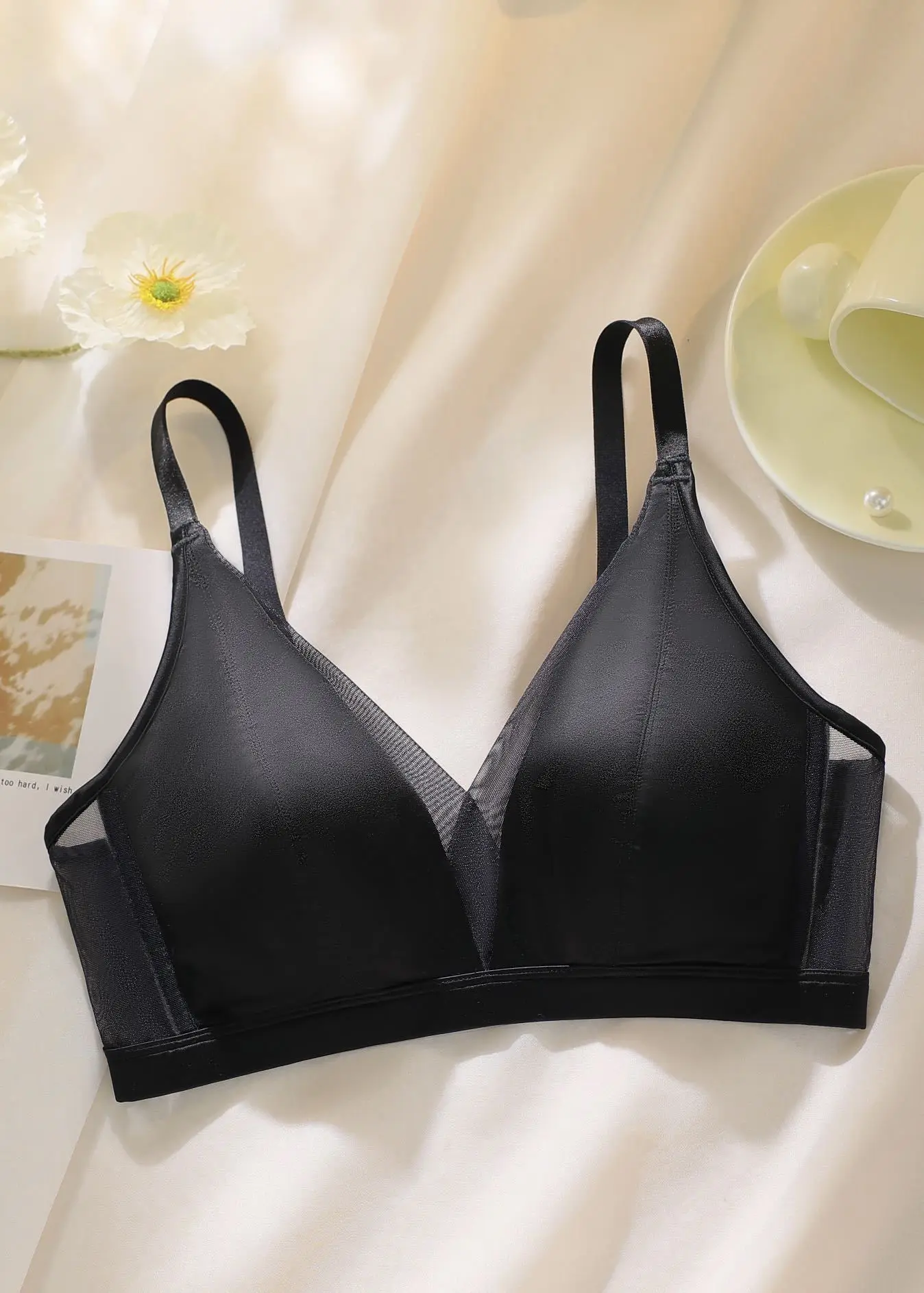 Satin French Mulberry Silk Underwear Women's Traceless Thin Bra — feature 13