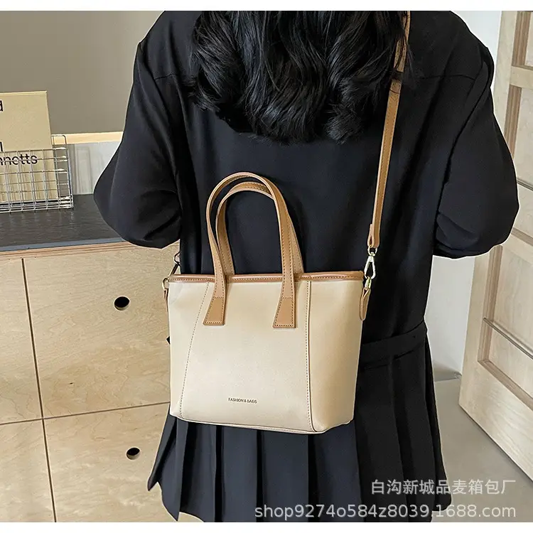 Women Retro Brown Shoulder Bag Large Capacity 2026 — feature 16