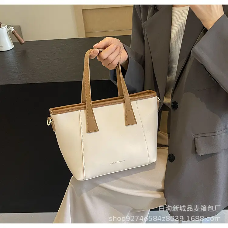 Women Retro Brown Shoulder Bag Large Capacity 2026 — feature 28