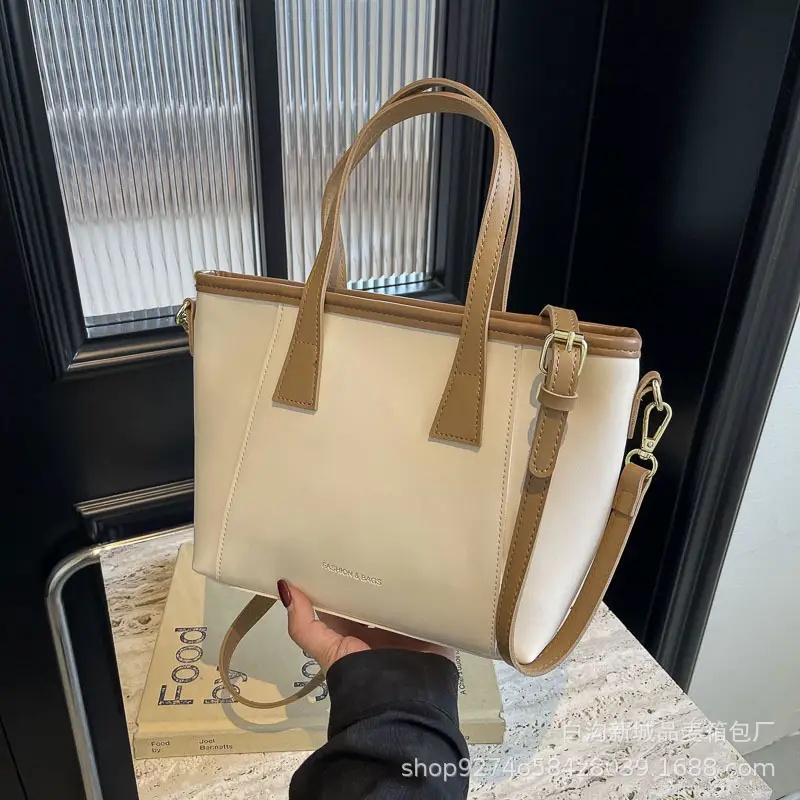 Women Retro Brown Shoulder Bag Large Capacity 2026 - Image 2