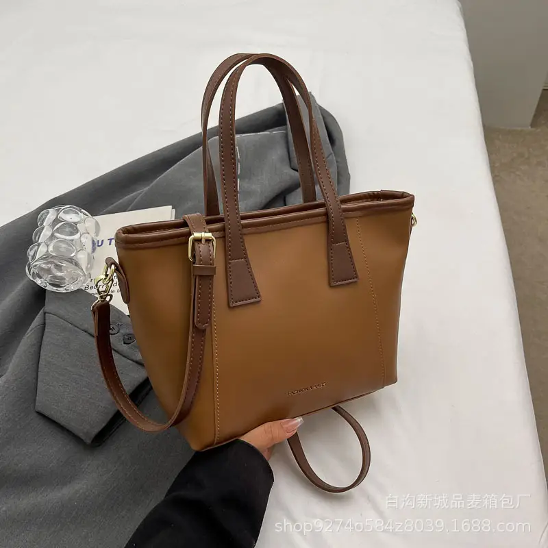 Women Retro Brown Shoulder Bag Large Capacity 2026 - Image 3