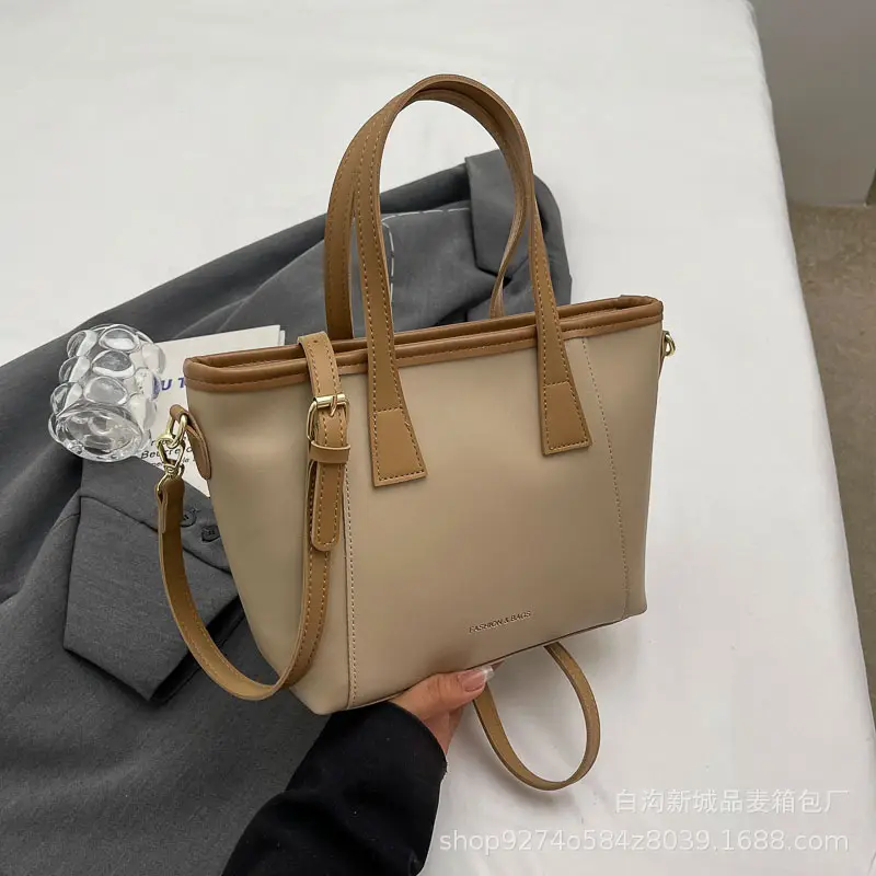 Women Retro Brown Shoulder Bag Large Capacity 2026 - Image 4