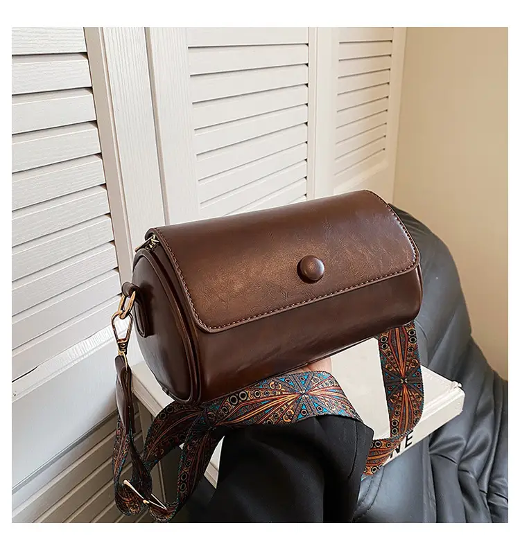 Trendy Brown Crossbody Pillow Bag for Women 2025 — feature 14