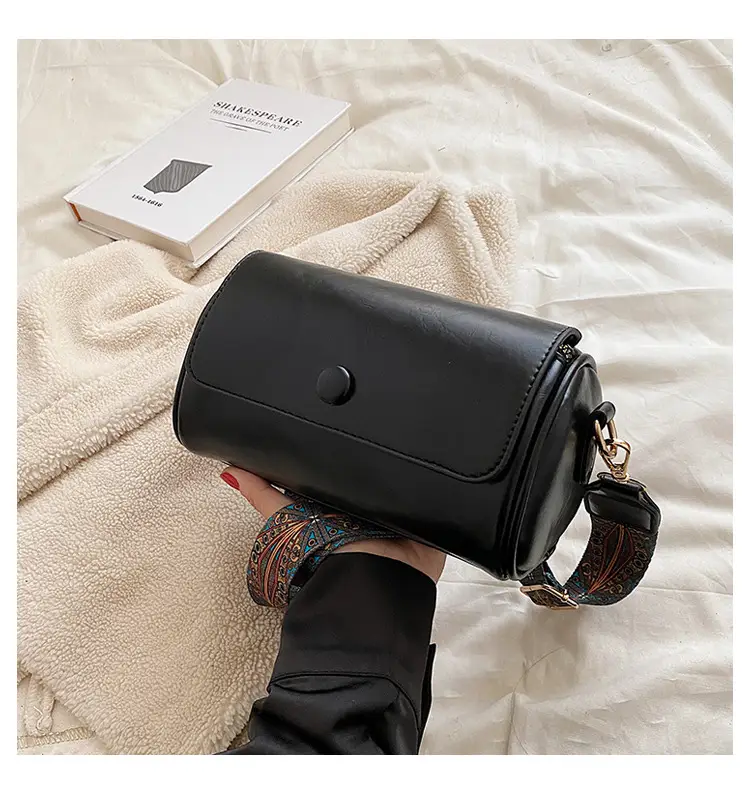 Trendy Brown Crossbody Pillow Bag for Women 2025 — feature 18