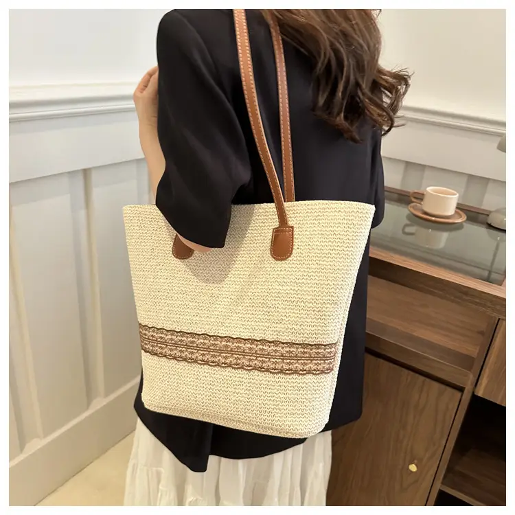 Hand-Woven Straw Tote Bag Large Capacity 2024 — feature 10
