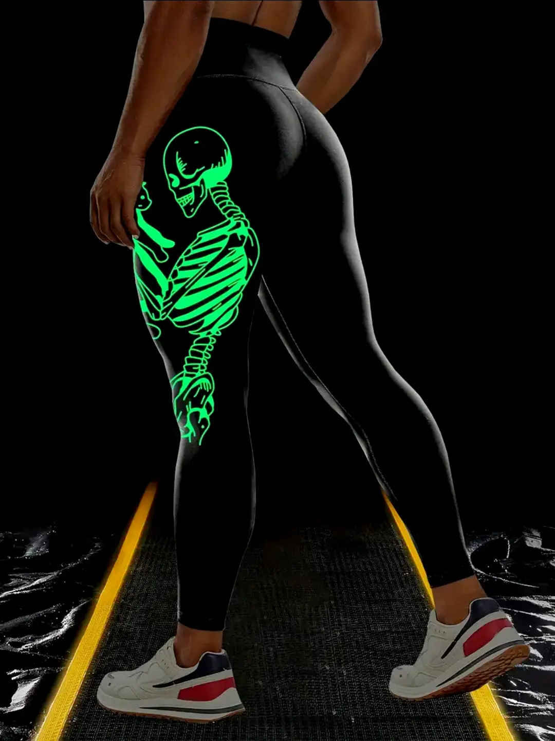Cross-Strap High Waist Yoga Pants Black White Star Print — feature 22