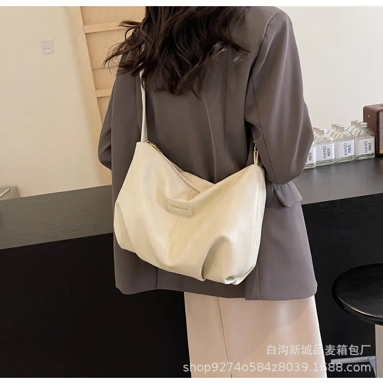 Women's Pink Soft Sided Shoulder Bag 2026 — feature 17