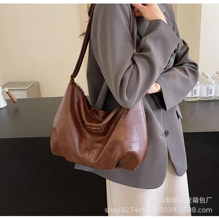 Women's Pink Soft Sided Shoulder Bag 2026 — feature 19